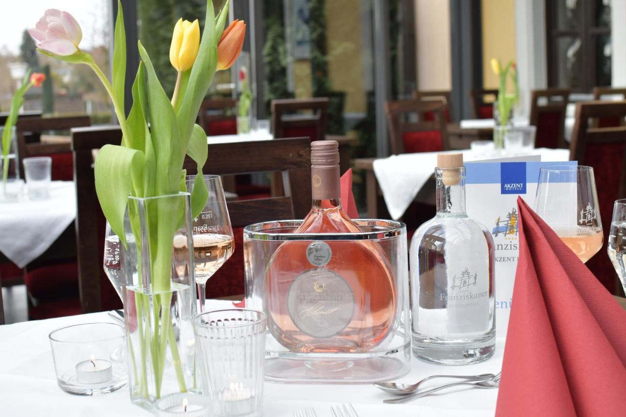 Akzent Hotel Franziskaner Dettelbach Zewnętrze zdjęcie