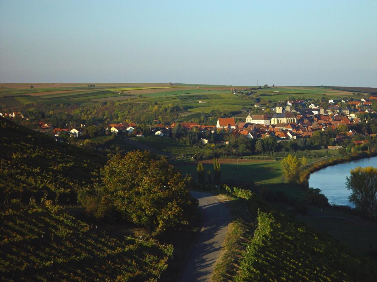 Akzent Hotel Franziskaner Dettelbach Zewnętrze zdjęcie