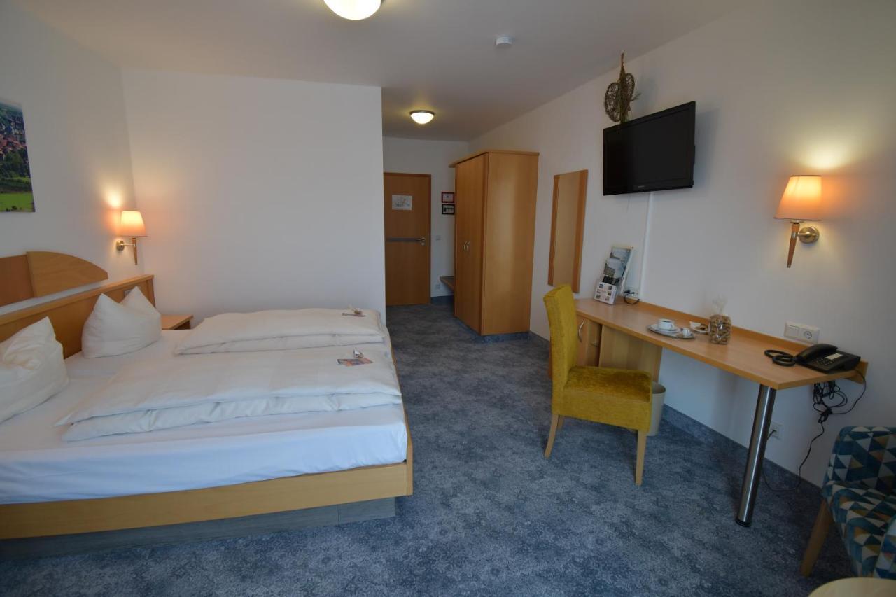 Akzent Hotel Franziskaner Dettelbach Zewnętrze zdjęcie